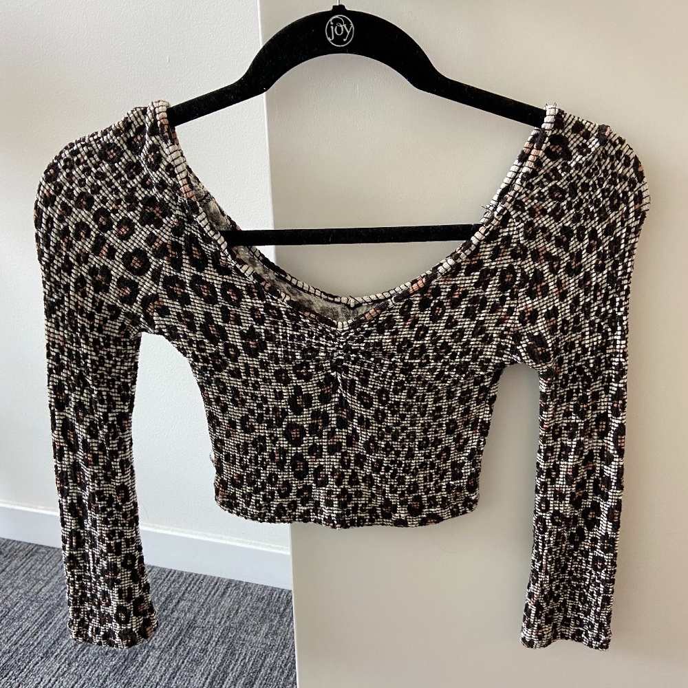 Urban outfitters crop top